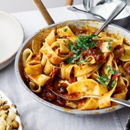 Shemins Pappardelle with Harissa
